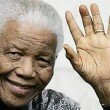 nelson-mandela-left-hand